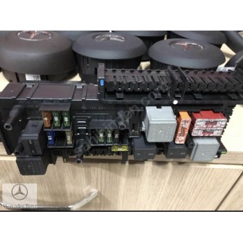 W2129003702 W212 E ARKA SAM BEYNİ MERCEDES BAŞKAN TİCARET